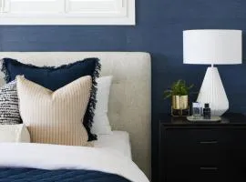 Moonee Retreat - 200m to beach and ocean reserve views