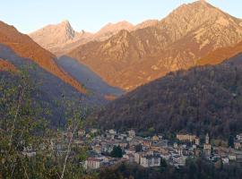 Mansarda Futopia- con balconcino panoramico, hotel u gradu Ceres