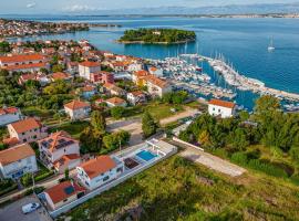 Gorgeous Home In Preko, hotel in Preko