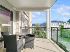 Exquisite 2BR Escape Mountain Beauty Awaits
