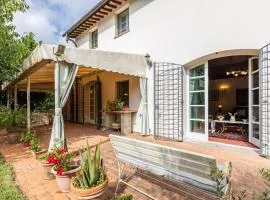 2 Bedroom Lovely Home In Montecastello