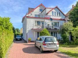 2 Bedroom Stunning Apartment In Mielno