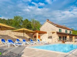 3 Bedroom Amazing Home In Vid