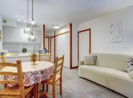 Atray B7 Apartment - Snow and Trek