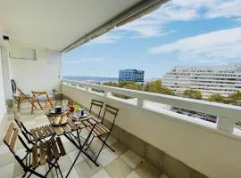 Sol de Marbella Apartamento con vistas al mar, piscina y cerca de la playa