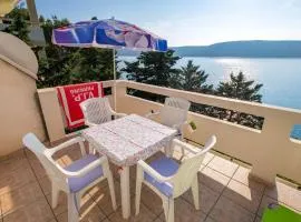 Cozy Apartment In Stara Novalja
