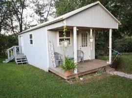 Cozy Tiny Home on the Farm On-Site Farm Animals