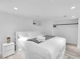 Comfortable 2-Bed Suite Near UBC