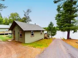 Anderson Lakeside Cabin