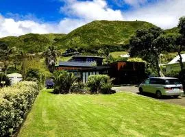 Ahipara Beach Front, modern stylish bach