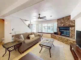 Khunu-Wasi White Mountain Hideaway