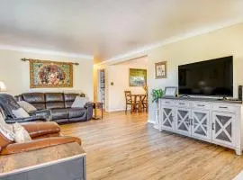 about 10 Mi to Dtwn Indianapolis Home with Game Room!