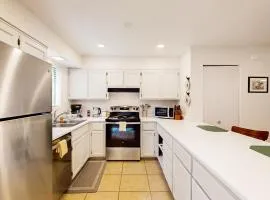 Khunu-Wasi White Mountain Hideaway