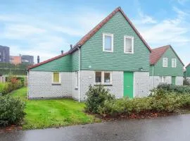 4 Bedroom Beautiful Home In Wemeldinge
