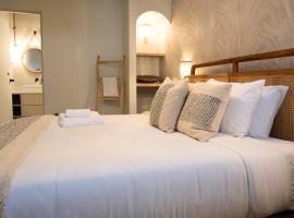 Bali Posh Hotel PR, Isla Verde, Hotel in Carolina