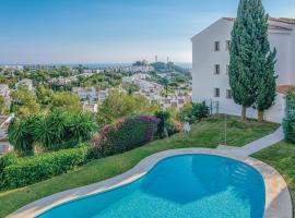 Stunning Apartment In Mijas Costa, hotel i Mijas Costa