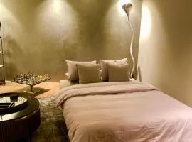 Suite3, 7 min walk from Opera or Lake