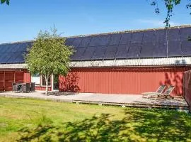 1 Bedroom Cozy Home In Falkenberg