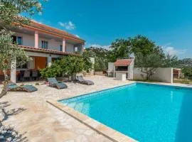 Lovely Home In Stankovci With Wifi