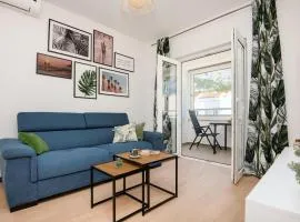 Awesome Apartment In Baska Voda