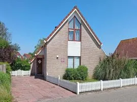 Bungalow in Breskens near Lighthouse & Beach