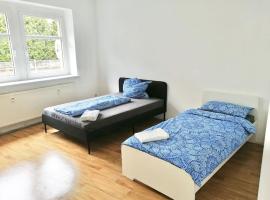 Large flat with separate rooms for 3 to 8 guests, hotel v destinaci Zeitz