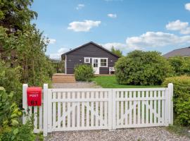 2 Bedroom Awesome Home In Kerteminde, hotel in Kerteminde