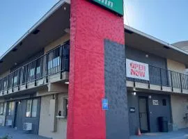 Cyber Inn