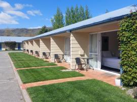 Lake Dunstan Motel, self catering accommodation in Cromwell