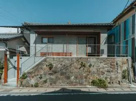 一棟貸し古民家宿 awai 間