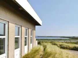 Three-Bedroom Holiday Home In Hvide Sande