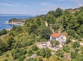 Two-Bedroom Holiday Home In Podgora