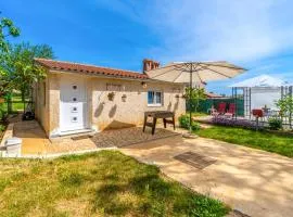 Stunning Apartment In Pula With Wifi