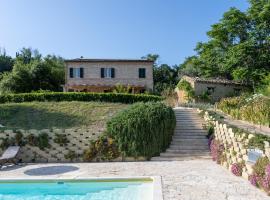 Casa Raffaela, Charming villa with a nice pool