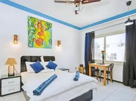 Rare New Marina Hotspot With Pool & Fast Free WIFI - Western Standards - Sheraton Plaza 415