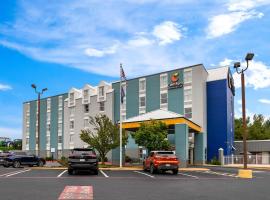 Comfort Inn & Suites, hotel v destinaci Staunton