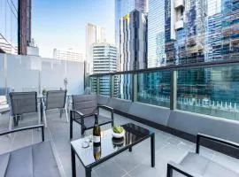 Latrobe Gem Apartment with Car Park and Huge Deck