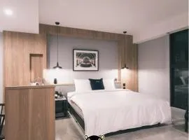 PAPO’A HOTEL