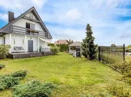 3 Bedroom Gorgeous Home In Podamirowo