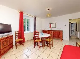 1 Bedroom Lovely Apartment In Trouvans