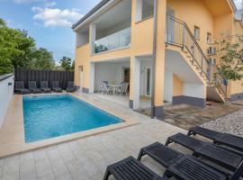 Gorgeous Home In Betiga, hotel a Veli Vrh