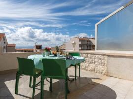 Two-Bedroom Apartment Makarska With Sea View 02