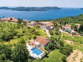 Three-Bedroom Holiday Home In Orasac