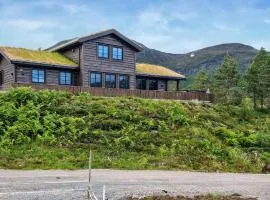 4 Bedroom Amazing Home In Stryn