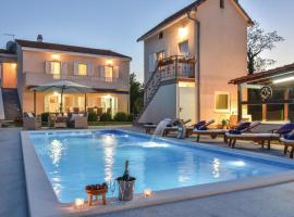 Pet Friendly Home In Karakasica, hotel di Karakašica