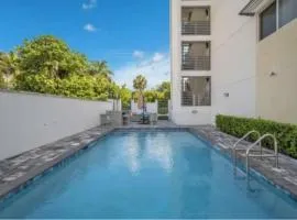 Unfurnished 2 by 2 4th floor