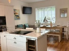 House in the heart of Pembroke
