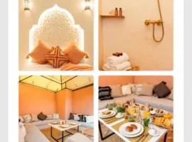 Riad Privé Dar L'Étoile - Jacuzzi Piscine & Petit Déj inclus