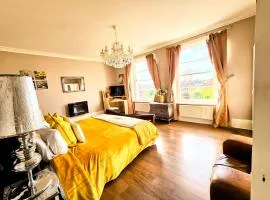 Cotswold VIP Regency Lodge