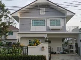 WanaleesiriHouse